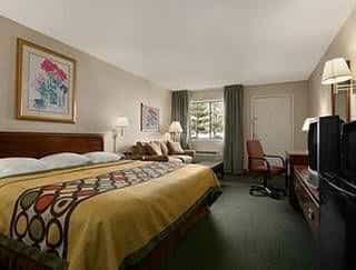 Super 8 Motel - Hermitage