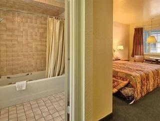 Days Inn South Lake Tahoe/Ski Resort & Golf Area1