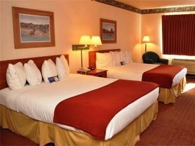 Holiday Inn Express Artesia2
