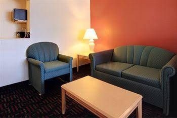 Americas Best Value Inn & Suites4