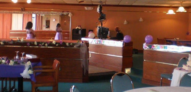 A Victory Inn - Mount Clemens0