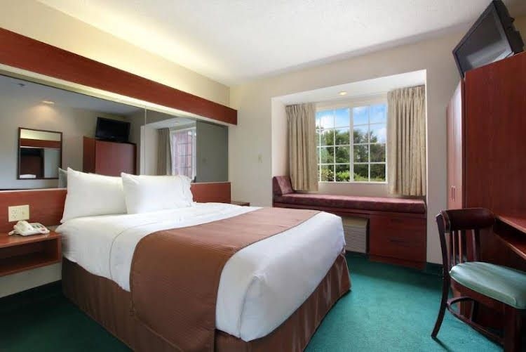 Microtel Inn & Suites Columbia Harbison Area0