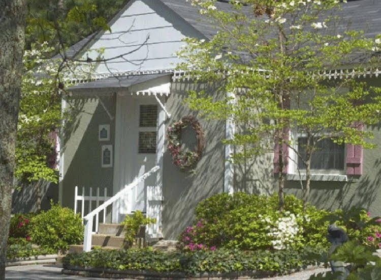 The Garden Walk Bed & Breakfast0