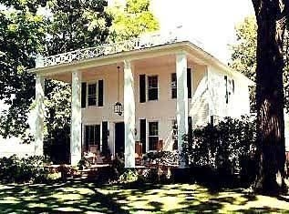 Oak Park Inn and Historic Hopkins House4