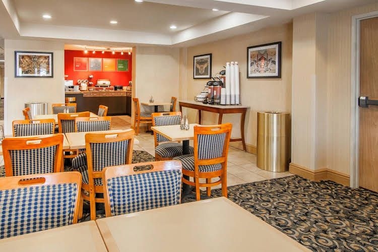 Holiday Inn Express Portland-East3
