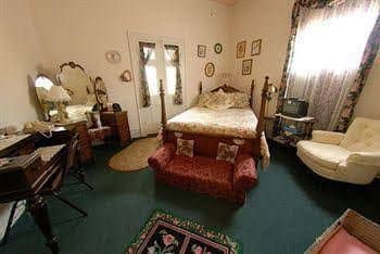 Carrier Houses Bed and Breakfast Carrier Houses Bed and Breakfast