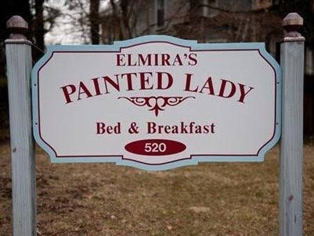 Elmira's Painted Lady Bed & Breakfast4