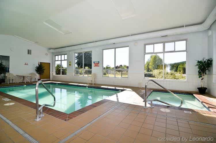 Holiday Inn Express Cottage Grove