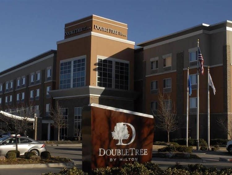 DoubleTree by Hilton Hotel Oklahoma City Airport1
