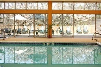 Holiday Inn Pittsburgh-intl Airport3