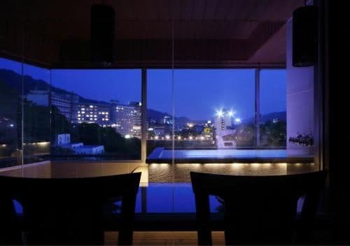 Corner Suite with Tatami area and View Bath