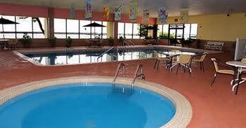 Tawas Bay Beach Resort3