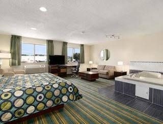 Super 8 Motel - Hanover4