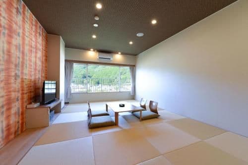 Twin Room with Tatami Area and Shower - Old Building - Non-Smoking