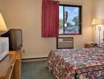 Americas Best Value Inn2
