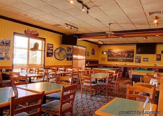 Quality Inn Windsor Locks3