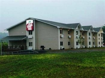 Oak Tree Inn Low Moor1