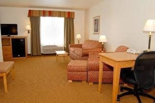 Holiday Inn Express Wapakoneta2