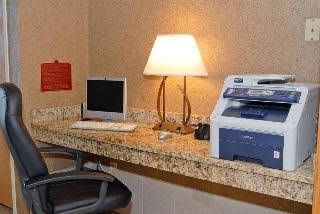 Holiday Inn Express Wapakoneta0