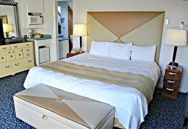 APARTMENT ONE BEDROOM
