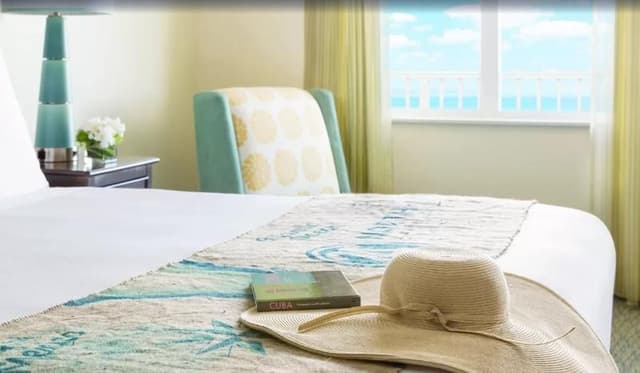Room PREMIER KING BED