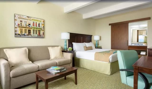 Room KING SIZE BED