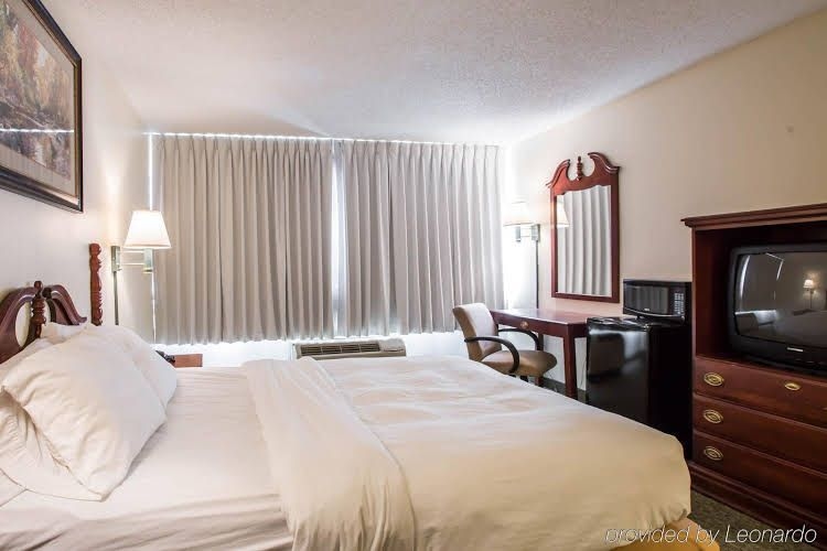 Quality Inn3