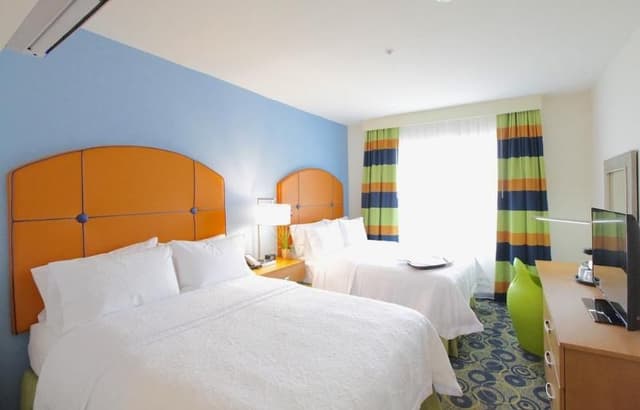 DOUBLE TWO DOUBLE BEDS