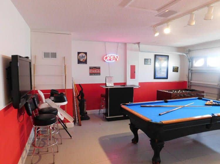 Rolling Hills - 4 BR Private Pool Home South Facing Game Room - IPG 47092 Rolling Hills - 4 BR Private Pool Home South Facing Game Room - IPG 47092