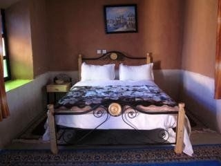 Riad Anda1