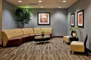 Holiday Inn Express & Suites Largo Central Park