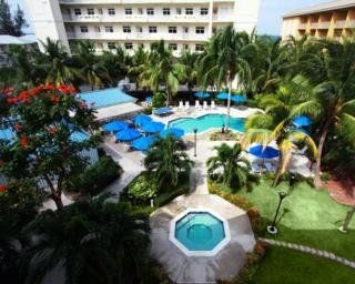 Comfort Suites & Resort1