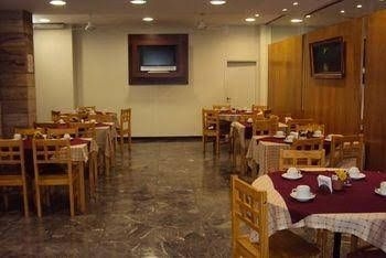 Mayoral Hotel1