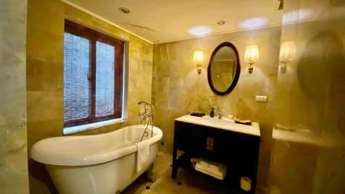 Deluxe Double or Twin Room