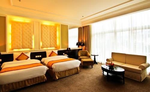 Junior Suite with City View