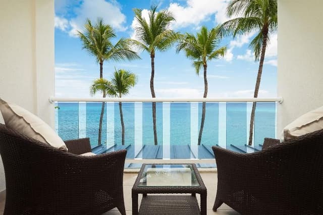 JUNIOR SUITE OCEAN FRONT