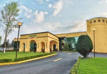 Courtyard by Marriott Toluca Aeropuerto1