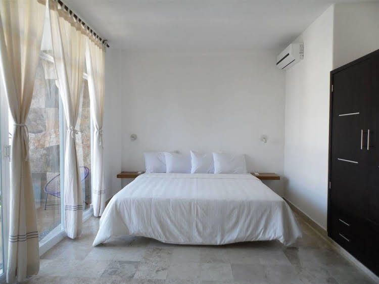 Hotel Rockaway0