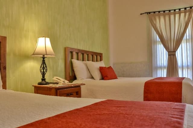 DOUBLE TWO BEDS