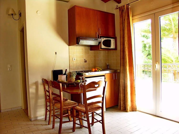 Camelot Apts2