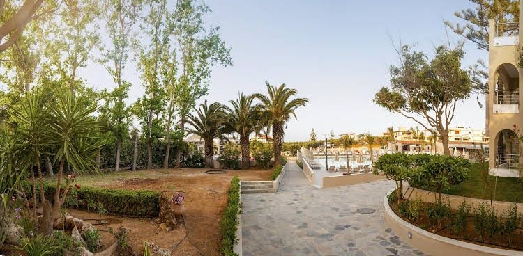 Porto Platanias Village Resort0