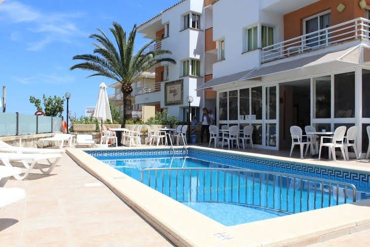 Baulo Mar Apartments2