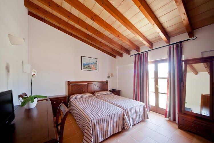 Es Riquers Hotel Rural (Porreres) Es Riquers Hotel Rural (Porreres)