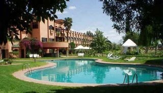 Zaki Suites Hotel & Spa0