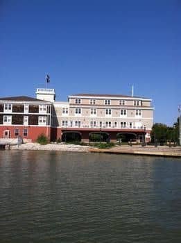 Chateau De Pere Hotel Chateau De Pere Hotel