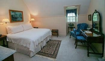 Great Oak Manor0