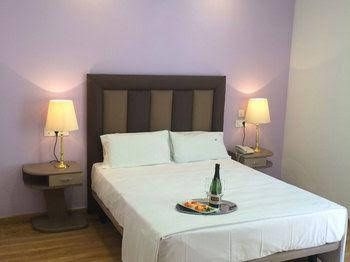 Hotel Arco Elvira4
