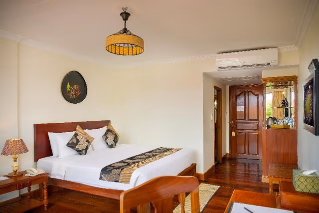 DOUBLE DELUXE WITH BALCONY