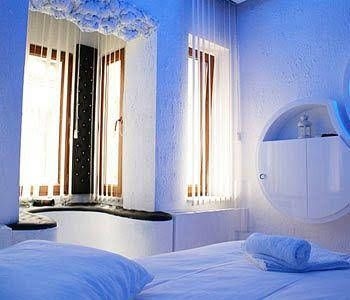 Element Suites2