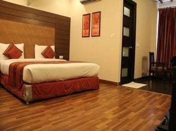 Relax Inn0